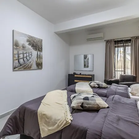 St Julians Aptartment 2 شقة سانت جوليان