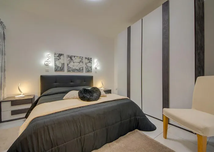 St Julians Aptartment 2 Lägenhet St. Julian's